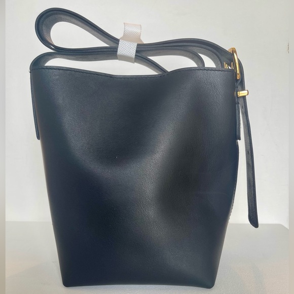 NEW MADEWELL ESSENTIAL MINI BUCKET TOTE ALL LEATHER MAGNETIC CLOSURE GHW - Picture 7 of 16